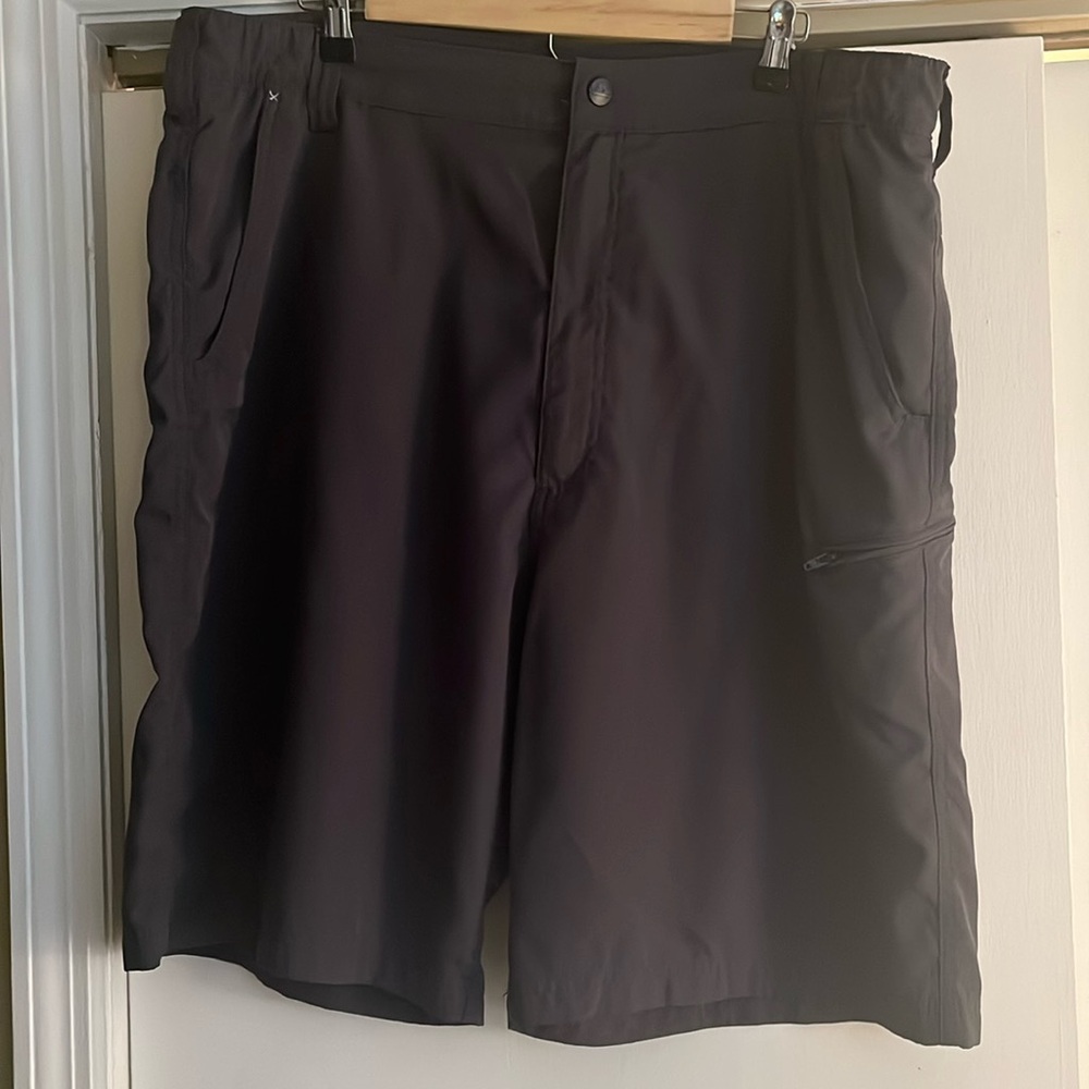 Men’s Wrangler shorts, 40 waist, 10” inseam